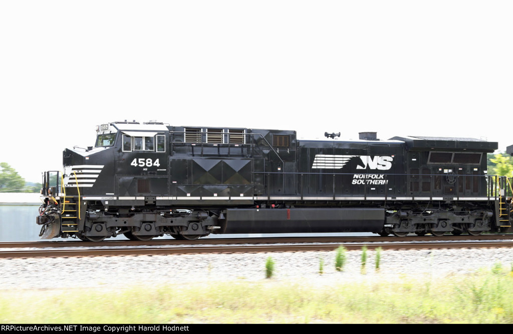 NS 4584